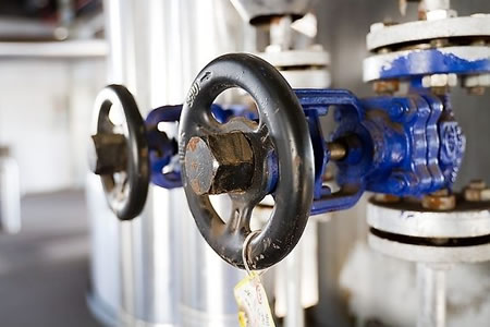 傳統産業(yè)環境對閥(fá)門企業的(de)局限與阻(zǔ)力